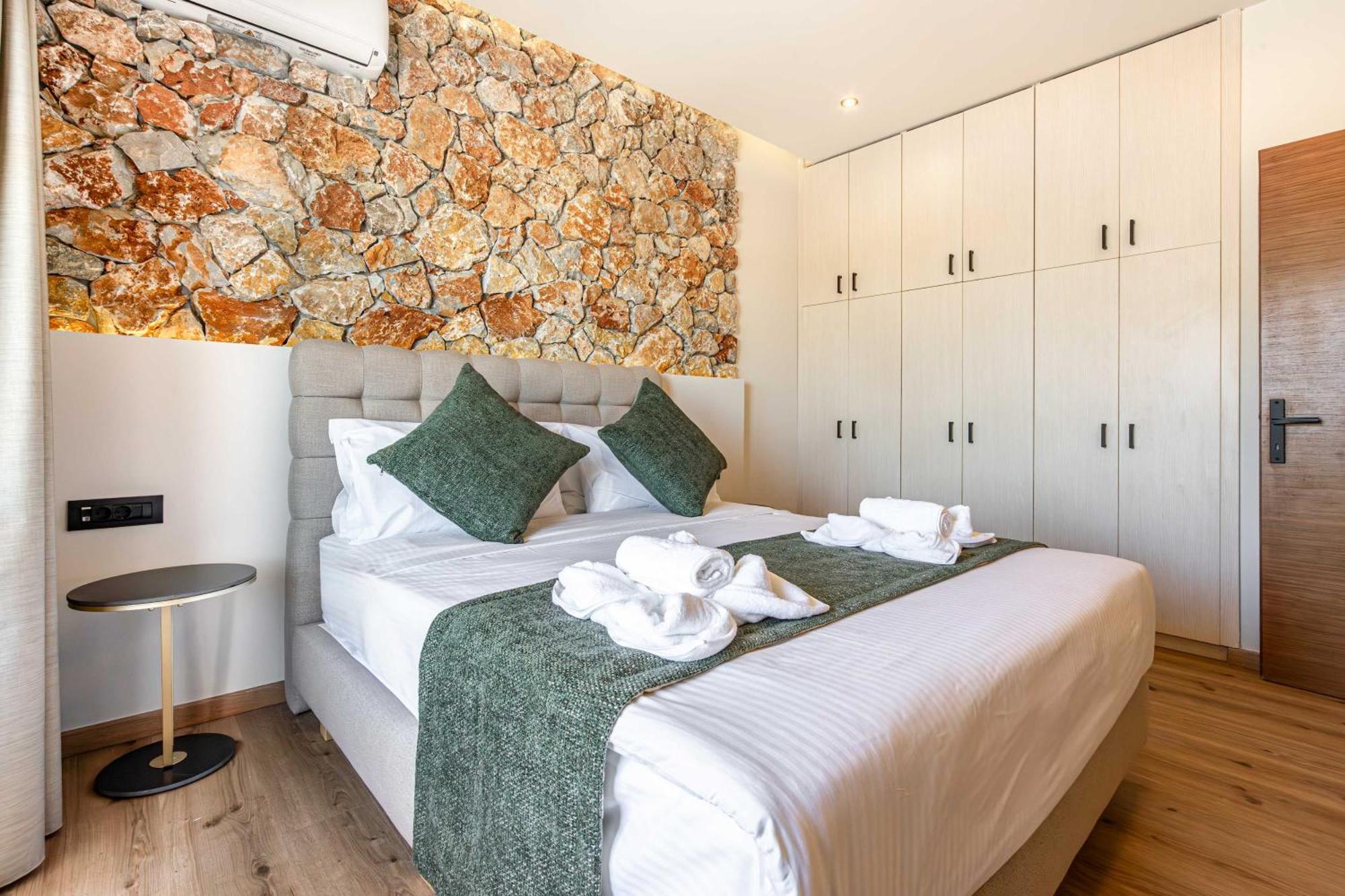Venezia Luxury Living Villas, Faliraki Esterno foto