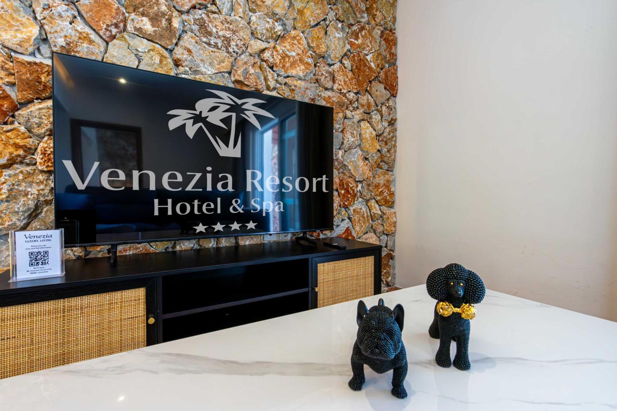 Venezia Luxury Living Villas, Faliraki Esterno foto