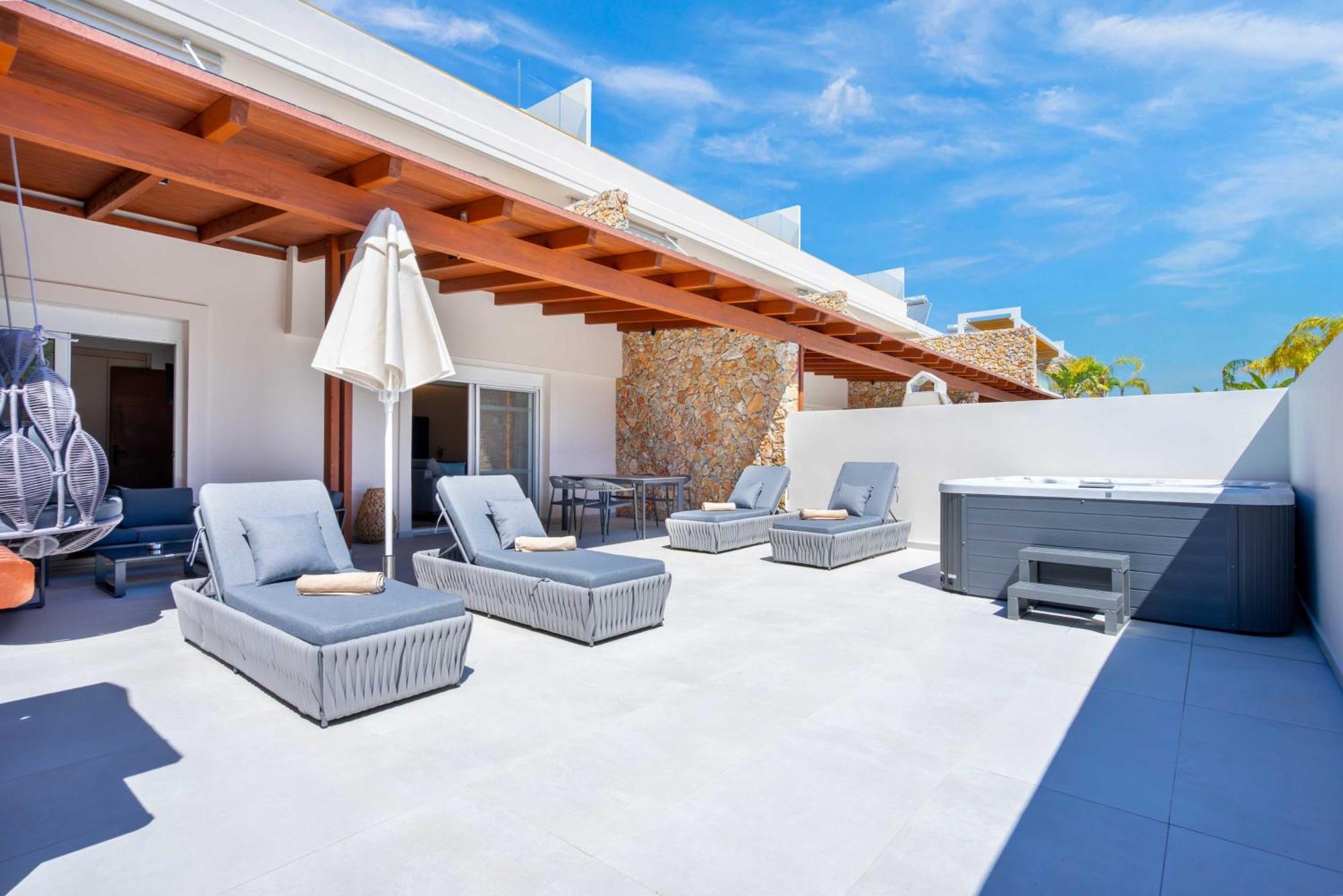 Venezia Luxury Living Villas, Faliraki Esterno foto