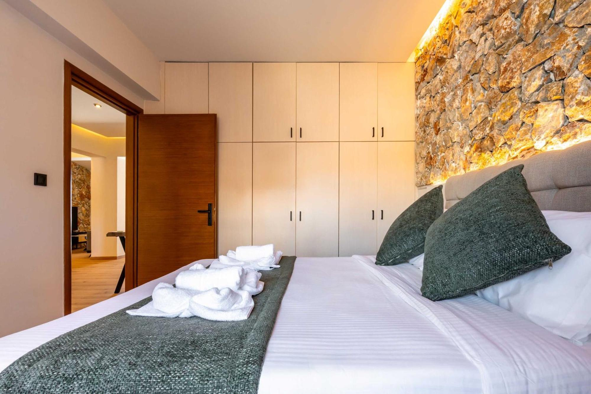 Venezia Luxury Living Villas, Faliraki Esterno foto