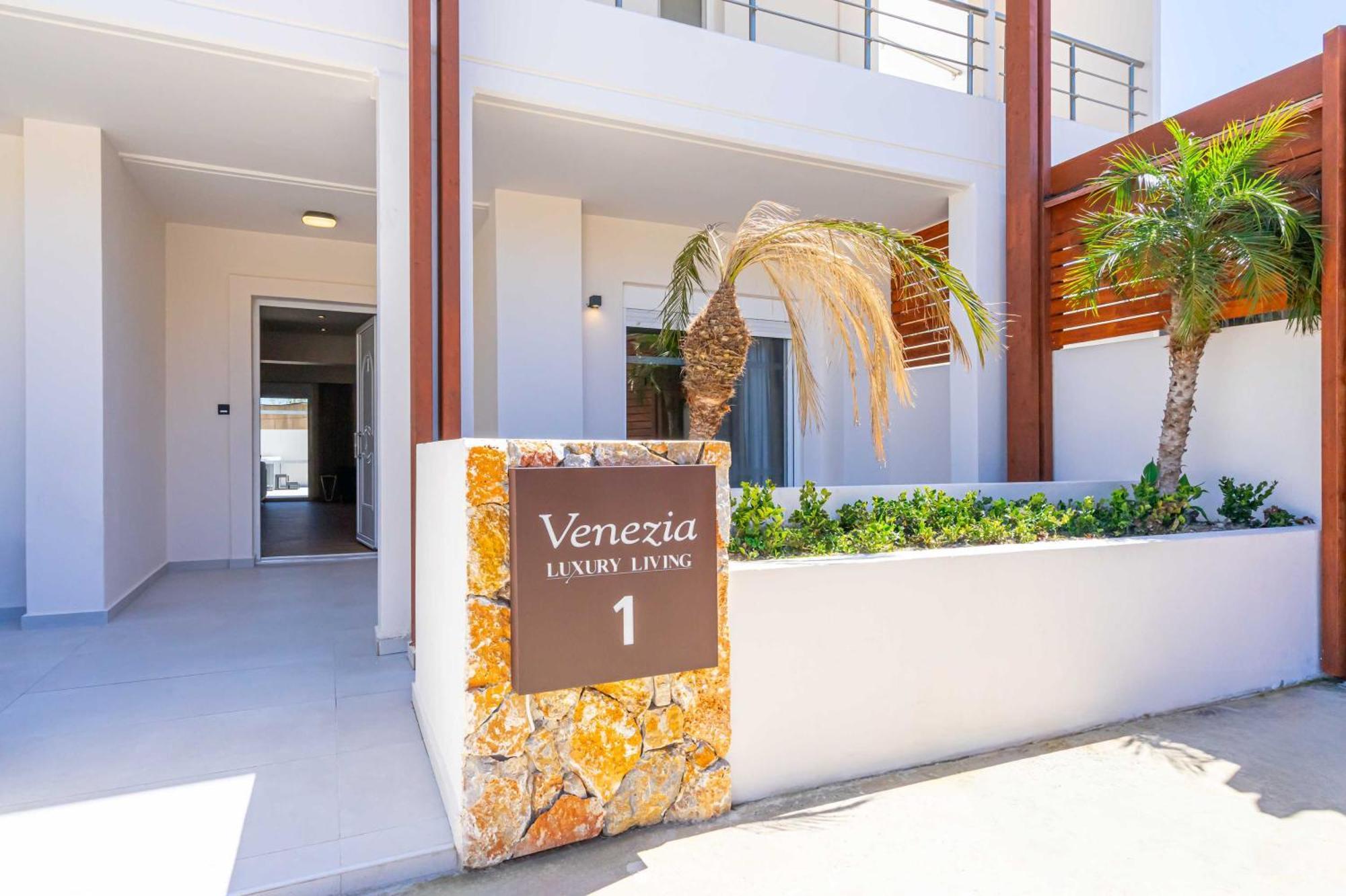 Venezia Luxury Living Villas, Faliraki Esterno foto